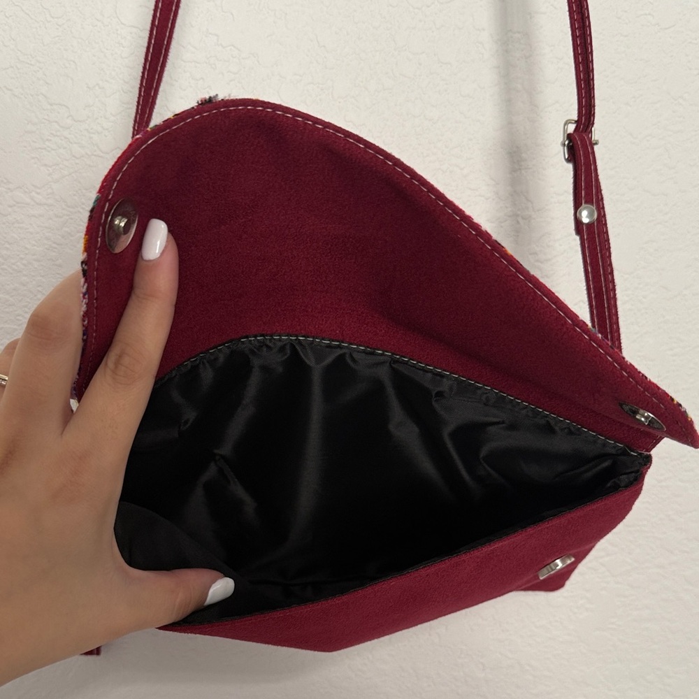 Chic Red Patterned Shoulder Purse - image 5